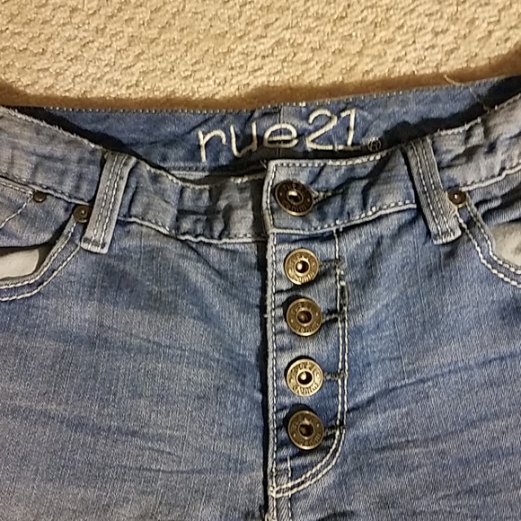 Denim+T - Picture 2 of 7